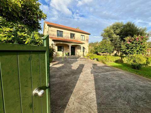 Precioso chalet en Vedra